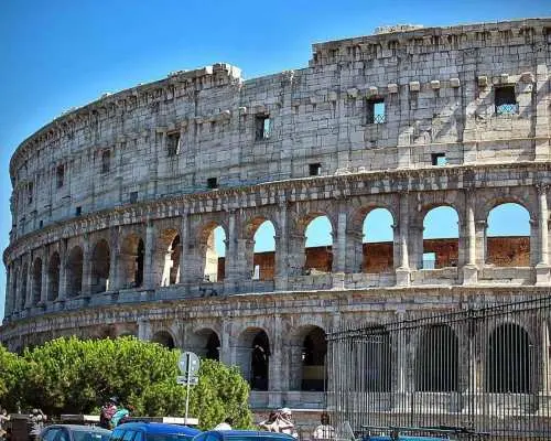 Colosseum, Palatine and Forum tour with virtual guide｜Italy