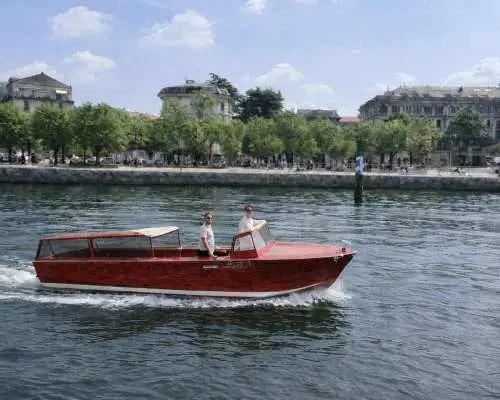 Lake Como Venetian Taxi Boat Tour｜Italy
