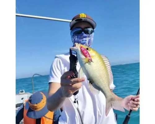 【沖縄・糸満】沖縄の青い海で完全手ぶらの体験釣り2時間プラン！初心者・お子様でも安心！/道具・餌込み/調理店紹介/サポート有/トイレ有