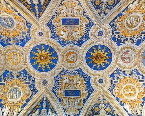 Vatican Museums Guided Tour｜Italy