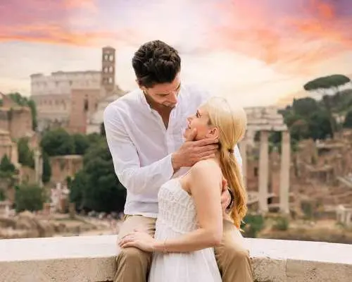 Rome: Private Colosseum Photoshoot with Optional Viewpoints｜Italy