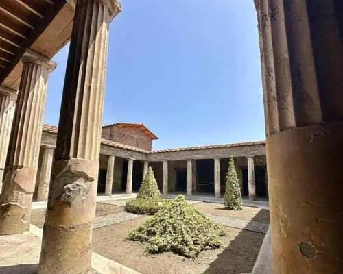 Pompei: New Discoveries, An Exclusive Archaeological Tour｜Italy