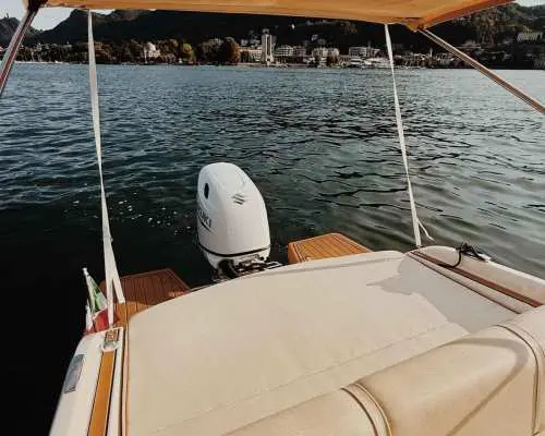 Lake Como: Private Boat Tour with Prosecco｜Italy