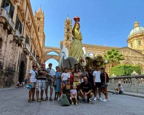 ปาแลร์โม: alla scoperta dei suoi Monumenti, storie e mercati｜อิตาลี