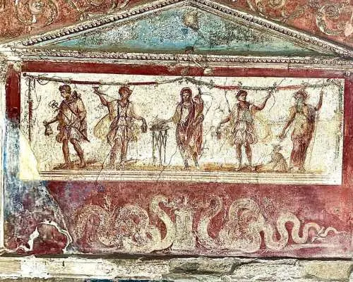 Pompeii: Guided Tour, SUNSET and MORE｜Italy