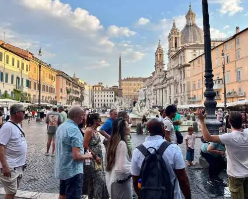 Alternative Walking Tour of Rome's City Center & Hidden Gems｜Italy