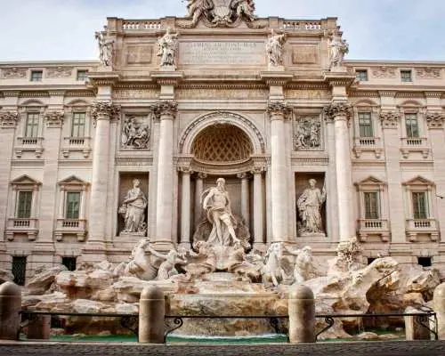 Alternative Walking Tour of Rome's City Center & Hidden Gems｜Italy