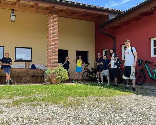 美食美酒之旅：从韦纳里亚皇宫到瓦尔苏萨/桑戈内｜义大利