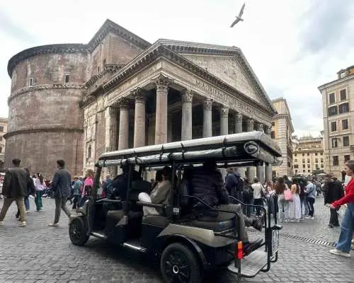 Rome: Sightseeing Tour by Golf Cart｜Italy