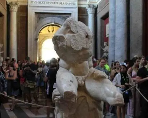 Vatican Museums group Tour｜Italy