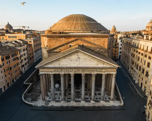 ประสบการณ์เต็มรูปแบบที่ Pantheon พร้อมโฮสต์และแอปเสียงแบบโต้ตอบ | อิตาลี