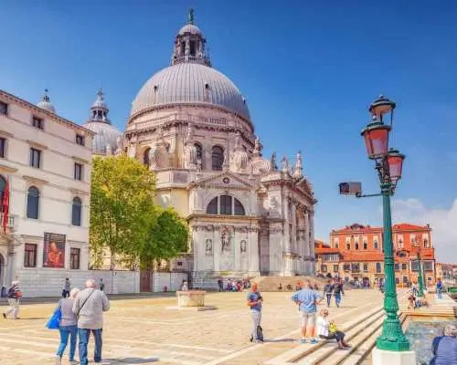 ベネチア：地元ガイドと巡る2時間のおすすめウォーキングツアー｜イタリア