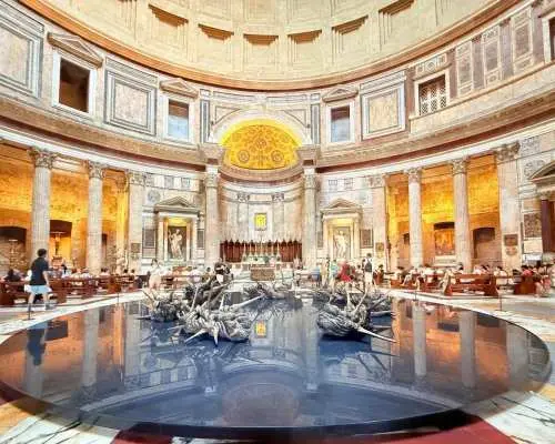 Rome: Pantheon Entry Experience with Host & Interactive App｜Italy