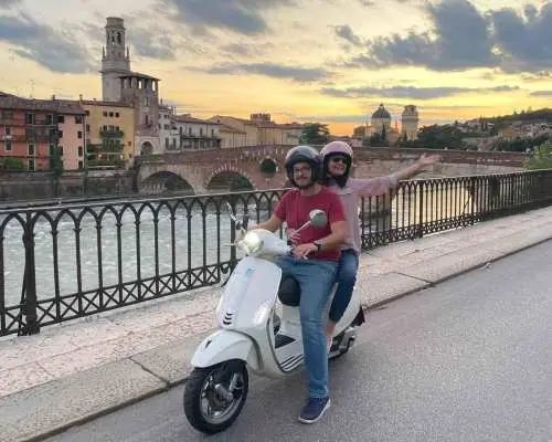 Verona Vespa Tour with Aperitif｜Italy