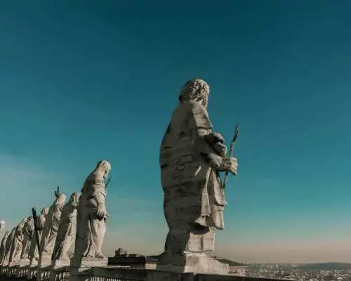 St. Peter’s Basilica and Vatican Grottoes Tour｜Italy