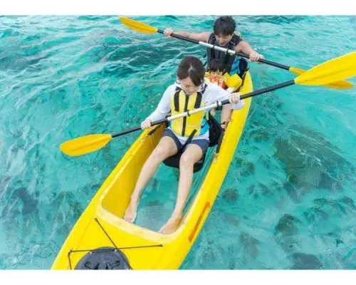 【恩納村/西海岸】 万座毛を海から眺める！クリアカヤック