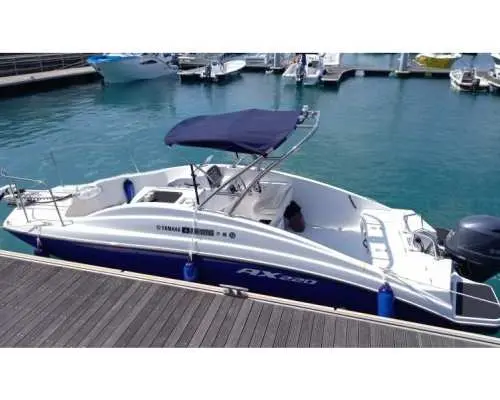 [Departing from Ginowan Marina] Fully Private Boat Charter [Freely Customizable Plan - 5-Hour Course] Popular with Families and Groups ♪ Includes Photos of Your Experience ♪ Brand New Boat