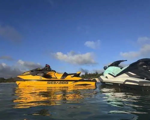 [Miyako Island] Jet ski rental with drone aerial photography (1 hour) - Remote area touring | Accompanied by a professional guide