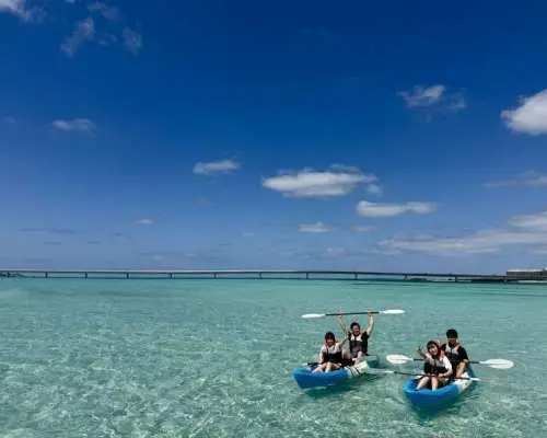 【少人数制ツアー】宮古ブルーに浮かぶ幻の浜「ユニの浜」カヤックツアー！最大２組限定・ドローン撮影付き