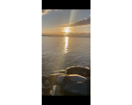 【沖縄・うるま市】伊計島・伊計ビーチ　平安座島・浜比嘉島・宮城島・海中道路　ジェットスキーツーリング60分！お子様歓迎！ガイド付