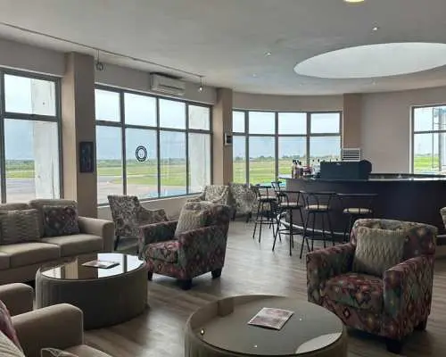 盧本巴希機場(FBM) | Main Terminal | Malabar Business Travel Lounge | 貴賓室服務