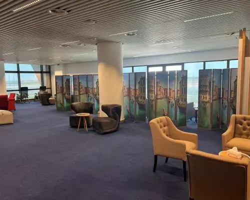 班珠爾國際機場(BJL) | Main Terminal | Roumieh Business Lounge | 貴賓室服務