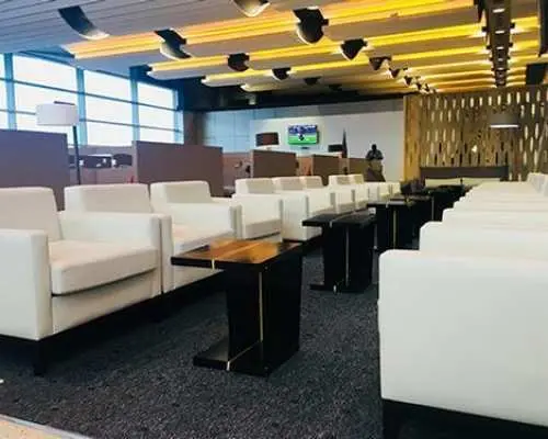 布萊斯迪亞涅國際機場(DSS) | Main Terminal | Odyssee Lounge | 貴賓室服務