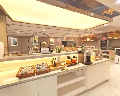 昆明長水國際機場(KMG) | Main terminal | KunMing Airline V19 Lounge | 貴賓室服務