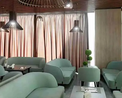 奧拉爾阿克佐爾機場(URA) | Main Terminal | Business Lounge | 貴賓室服務