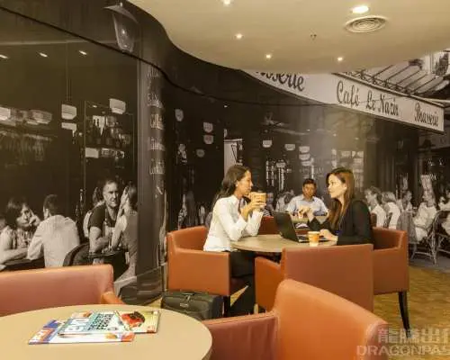 蘇丹阿卜杜勒阿齊茲沙阿機場(SZB) | Skypark Terminal | Sky Lounge | 貴賓室服務