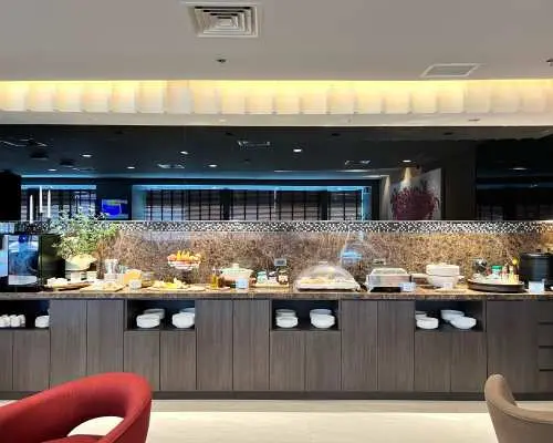 尼諾阿基諾國際機場(MNL) | Terminal 3 | A LOUNGE T3 | 貴賓室服務