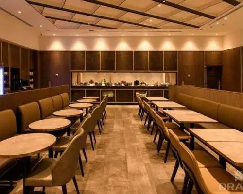 法赫德國王國際機場(DMM) | International Terminal | Plaza Premium Lounge | 貴賓室服務