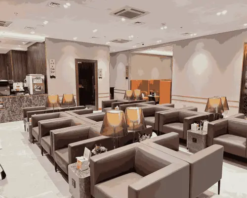 穆罕默德·本·阿卜杜勒阿齊茲機場(MED) | Main Terminal | Hayyak VIP Lounge - Medina | 貴賓室服務