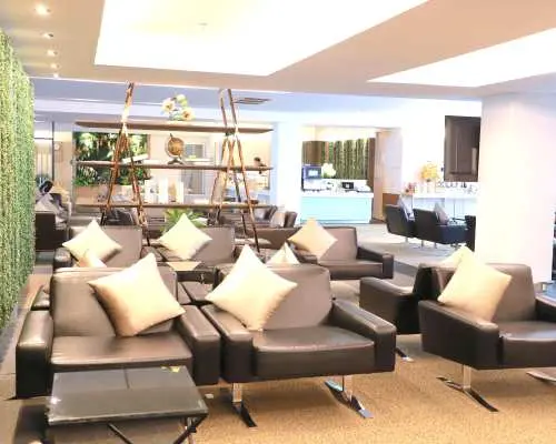 素萬那普國際機場(BKK) | International Terminal - Concourse A | Miracle First Class Lounge (Concourse A) | 貴賓室服務