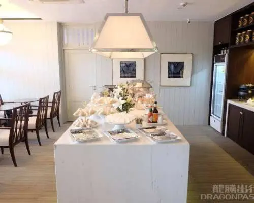 烏隆他尼國際機場(UTH) | Terminal 2 | Coral Executive Lounge | 貴賓室服務