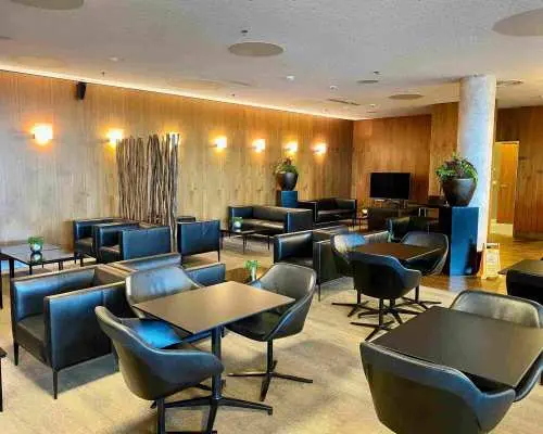 尼古拉·哥白尼機場(WRO) | Schengen Terminal | Executive Lounge | 貴賓室服務