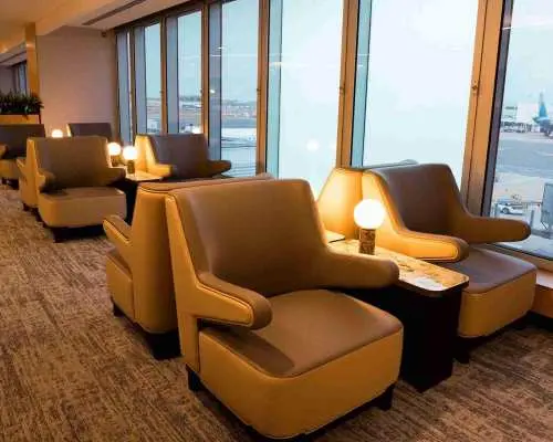 希思羅機場(LHR) | Terminal 4 | Plaza Premium Lounge | 貴賓室服務