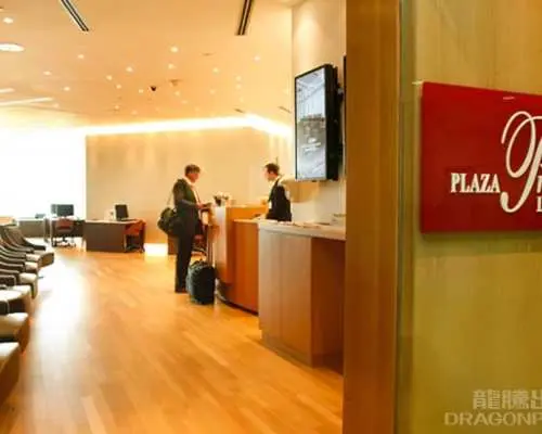 多倫多皮爾遜國際機場(YYZ) | Terminal 3 | Plaza Premium Lounge (Domestic) | 貴賓室服務