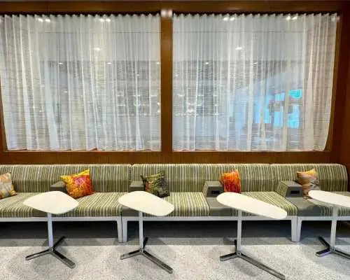 勞德代爾堡國際機場(FLL) | Terminal 3 | Escape Lounge | 貴賓室服務