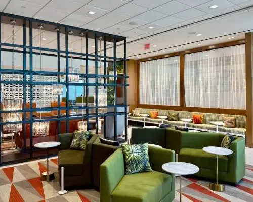 勞德代爾堡國際機場(FLL) | Terminal 3 | Escape Lounge | 貴賓室服務