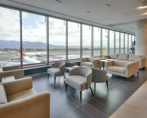 胡安聖瑪麗亞國際機場(SJO) | Main Terminal | BAC Credomatic | 貴賓室服務