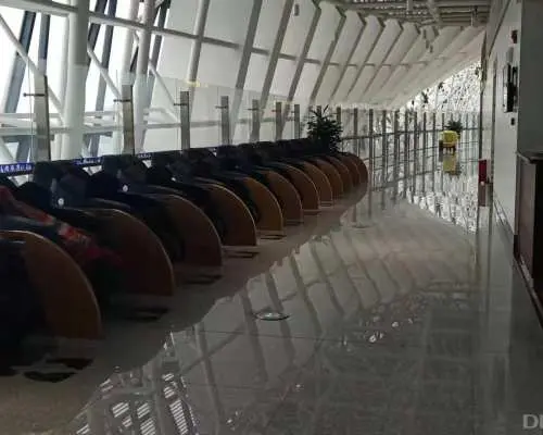 銅仁鳳凰機場(TEN) | Main Terminal | First Class Lounge | 貴賓室服務