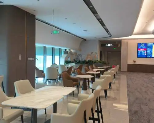 成都雙流國際機場(CTU) | Terminal 1 | 兩艙休息室（T1安檢後） | 貴賓室服務