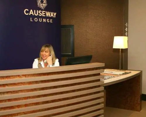 貝爾法斯特國際機場(BFS) | Main Terminal | The Causeway Lounge | 貴賓室服務