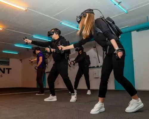 "Alice in Wonderland" virtual reality game in Lucerne