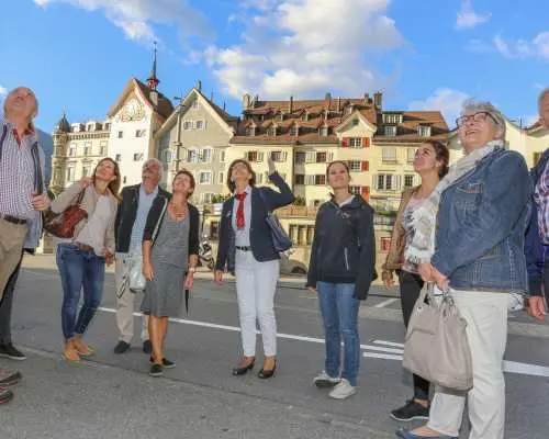 "Moving Chur women's stories" City tour through Chur