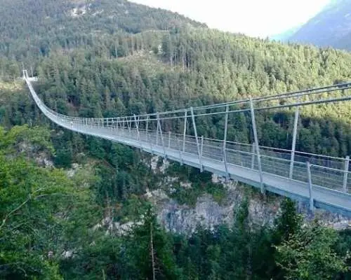 Small group tour to Neuschwanstein Castle from Innsbruck