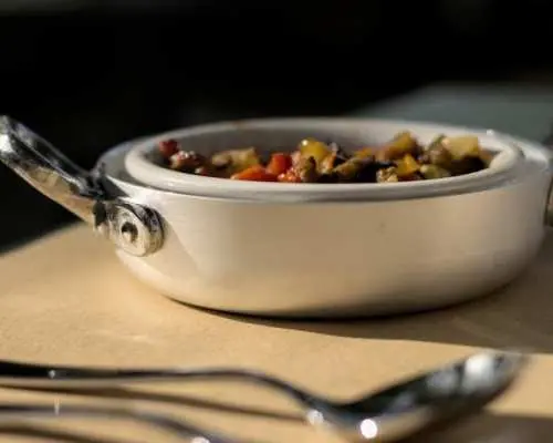 Cooking class with local ingredients on the slope of Etna