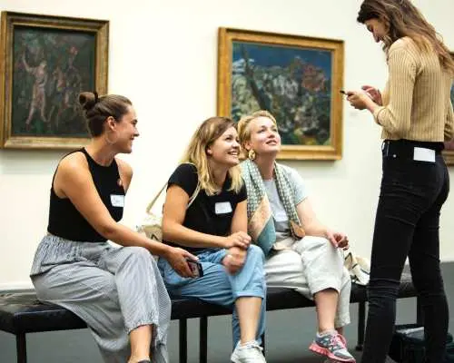 "Womamazing" group tour at the Kunsthaus Zürich