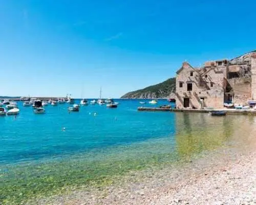 Private speedboat tour to Blue Cave and 5 Islands